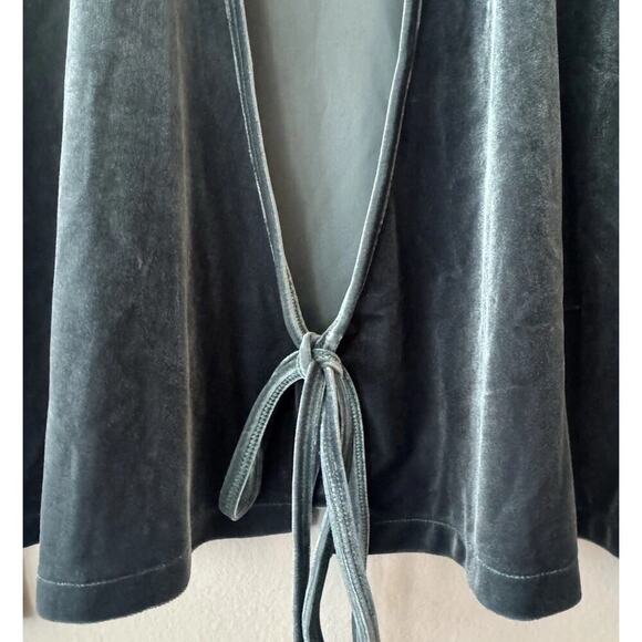 Madewell Green Velvet Ballet Top Women’s Size XS Wrap Long Sleeve V Neck Glam - Picture 4 of 6